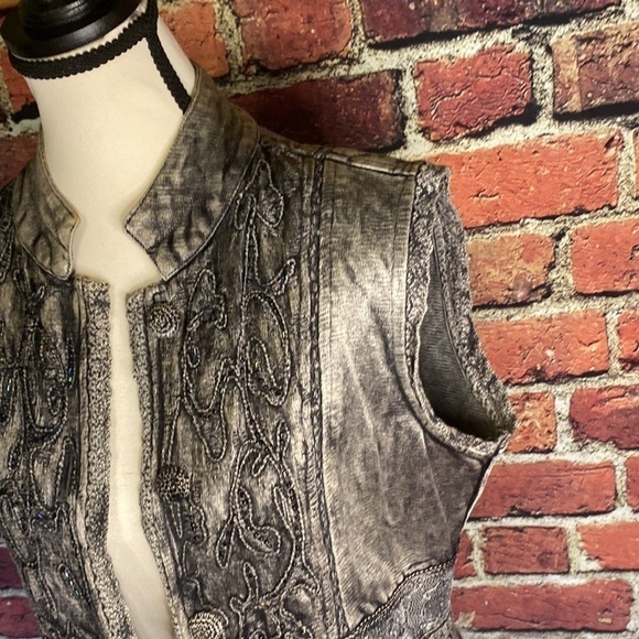 Vintage Flashback Embroidered Embellished Crochet Boho Gypsy 90s Vest Size S - Picture 11 of 17